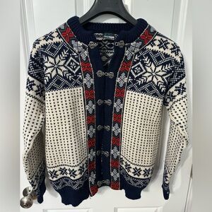 Dale of Norway knit sweater